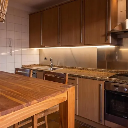 El Medano, Casa Cabezo, Stunning Ocean House For 2-4-6-8 Friends Or Family شقة
